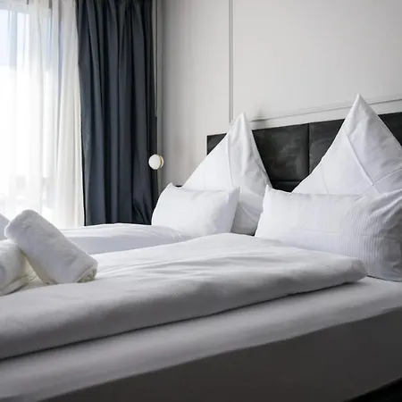 Metropol Hotel 2*