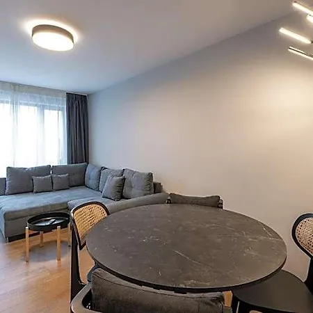 Metropol 3*