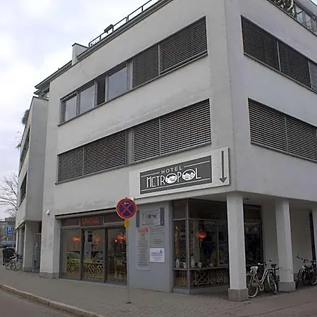 Metropol Hotel