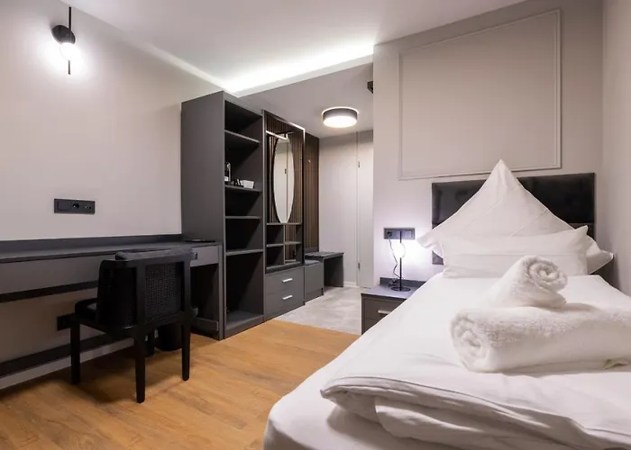 Metropol Garni 3* Tübingen